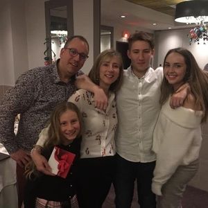 Meet your Posher, Robert